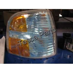  Ford 4L2Z 13200 AB   PARKING LIGHT   WITH Automotive