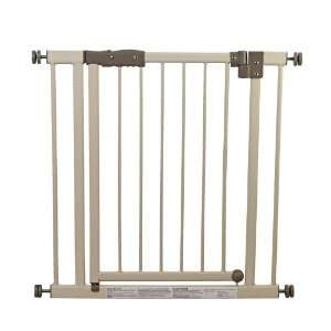  Dream On Me Deluxe Auto Close and Lock Security Gate 