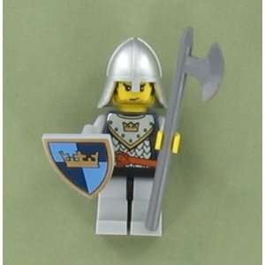    Lego Castle   Crown Knight #17 Minifig sold loose 