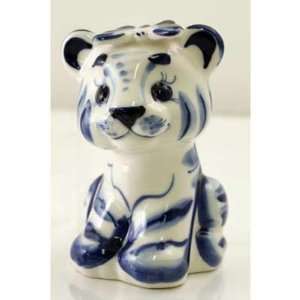  Cub with Butterfly [Made in Russia. Size 5 x 3 inches (12 x 7 cm 