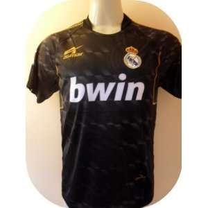 REAL MADRID # 7 RONALDO YOUTH AWAY SOCCER JERSEY ONE SIZE (SIZE 14) 11 