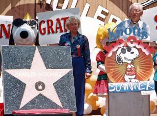 Schulz receiving his star on the Hollywood Walk of Fame at Knotts 