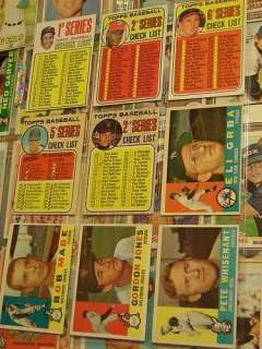 LARGE VINTAGE 1950s 1960s SPORTS CARD COLLECTION  