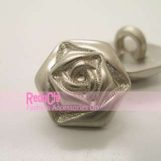 3D FROSTED SILVER ROSE VINTAGE ANTIQUE BUTTONS (2)  
