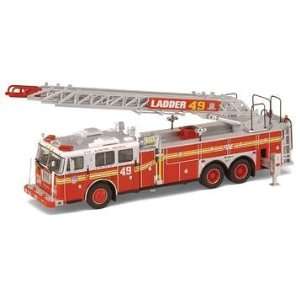  FDNY Yankees Seagrave Rear Mount Ladder Truck Toys 