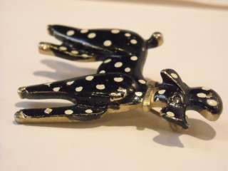 20.10 RG CL1291 ID123 WB Poodle Pin 4