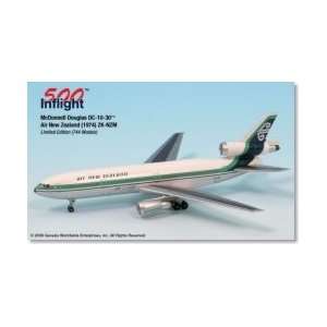  InFlight 500 Air New Zealand DC 10 30 Model Airplane Toys 