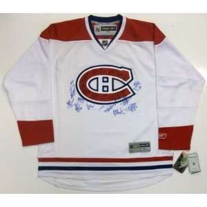 2011 Montreal Canadiens Team Signed Jersey Real Rbk   Autographed NHL 