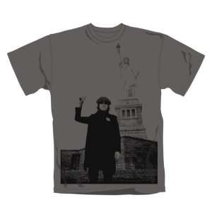    Loud Distribution   John Lennon T Shirt New York (L) Toys & Games