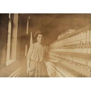  1909 child labor photo A beautiful young spinner and 