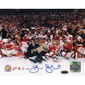 Brendan Shanahan Detroit Red Wings   2002 Stanley Cup Champs 
