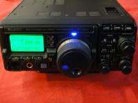 YAESU FT 897D MINT CONDITION With Original Box. SHIPS FROM THE E.U 
