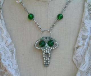 vintage art deco holiday necklace green glass rhinestone artisan clip 