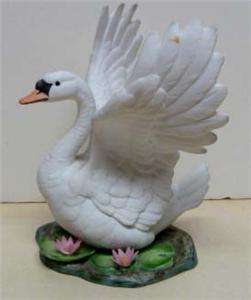 1996 ANDREA BY SADEK  PORCELAIN MUTE SWAN BY ANDREA  #9631 SIGNED 