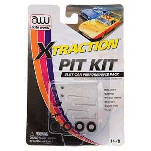  Autoworld   Pit Kit (X Traction) Toys & Games