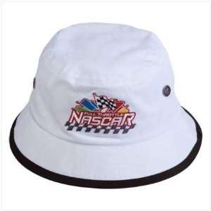  WHITE NASCAR BUCKET HAT B34 346 