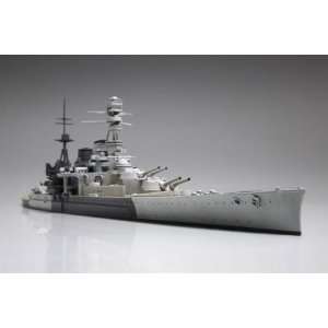   700 HMS Repulse British Battlecruiser Waterline Kit Toys & Games