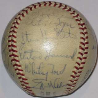 Roger Maris 1963 Yankees team AUTOGRAPH Baseball PSA/DNA LOA auto bb 