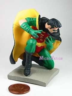Bandai DC Universe Batman Gashapon Figure   Robin  