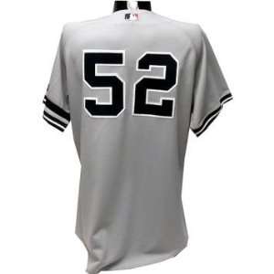  Luis Vizcaino #52 2007 Game Issued Road Grey Jersey w/ 10 
