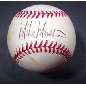  Mike Mussina Autographed Baseball   OBAL JSA Certified 