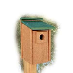  Going Green Bluebird House   90% Recycled Plastic 