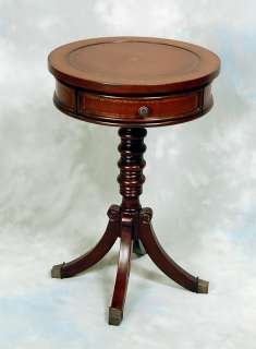 Classica Dark Brown Round Pedestal End Table  