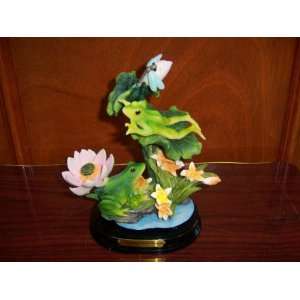  Montefiori Collection Frogs and Flowers Statue Figurine 