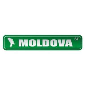   MOLDOVA ST  STREET SIGN COUNTRY