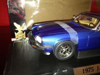 JAGUAR XJS BLUE 1975 BY ROAD SIGNATURE  ONE OF THE BEST 1/18 SCALE DIE 
