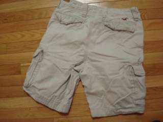HOLLISTER sz 30 light khaki tan shorts has cargo pockets and button 
