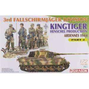    7362 1/72 3rd FJ Div Ger Paratrooper Figs w/Kingtiger Toys & Games
