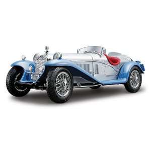  18 Scale Silver Alfa Romeo 8C 2300 Spider Touring (1932) Toys & Games