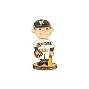    Milwaukee Brewers Bobble Head Pin by Aminco