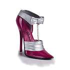 Just the right shoe, Sultry,J120122​,2012 January New