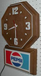 1970s 1980s Pepsi Cola Wall Clock Electric Quartz VTG Pepsi Wood 