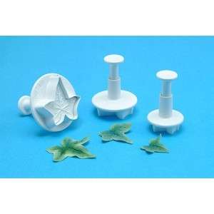 PME Small Ivy Leaf Plunger Cutter/Veiner Set/3  