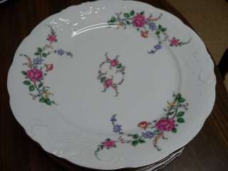Royal Kent Collection Poland 10 1/2 Dinner Plate Mint  