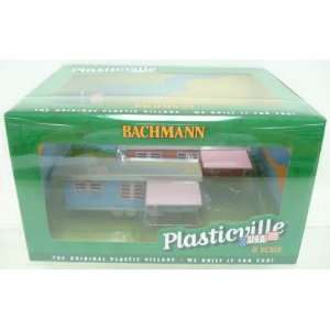   Plasticville Built Up Trailer Park w/2 Trailers Kit Toys & Games
