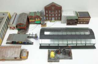 HO Scale Buildings, Fuel Station, Towers & Accessories (17)  