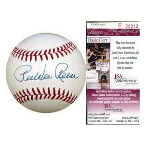  Pee Wee Reese Autographed Baseball   Autographed Baseballs 
