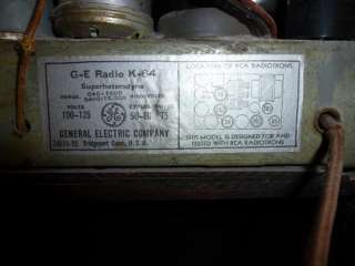 ANTIQUE 1933 GE CATHEDRAL MANTEL CLOCK DESIGN RADIO K64  