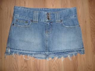 NWOT ABERCROMBIE & FITCH jean SKIRT (size 4)*  