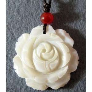 White Sea Shell Flower Pendant