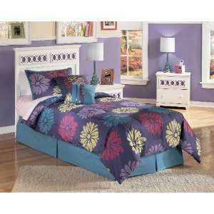  Zayley Twin Panel Bed w/ Frame