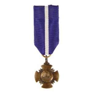  U.S. Navy Cross Mini Medal Patio, Lawn & Garden