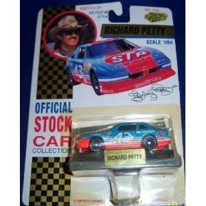    1992 Road Champs # 43 Richard Petty 1/64 scale Toys & Games