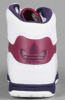 adidas The M Attitude Sleek W Sneaker in White and Eggplant 