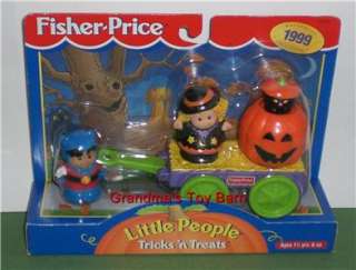 Fisher Price Little People HALLOWEEN TRICKS N TREATS   Retired 1999 