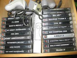 19 PS1 Spiele + 2 Controller Trash It; Bust a move 2; Yetisports in 